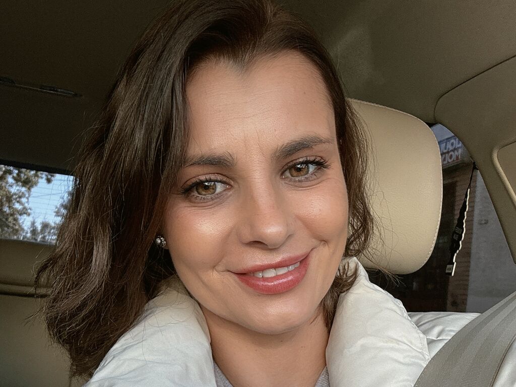 AnishaBee profile photo