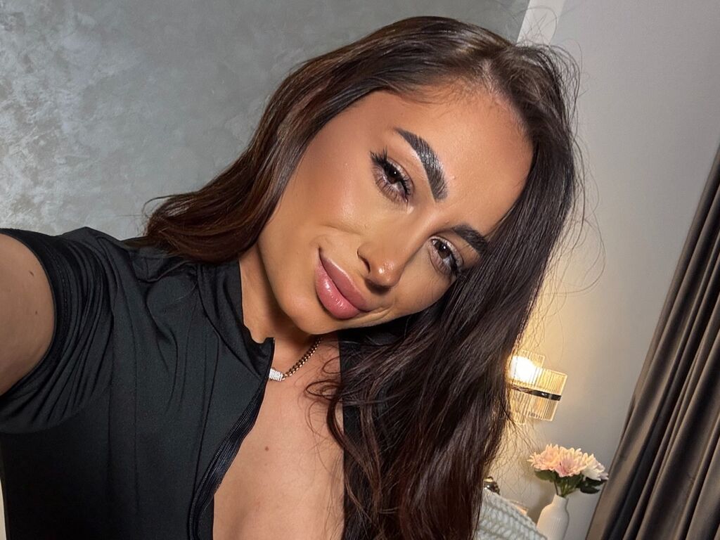 AvaLynn profile photo