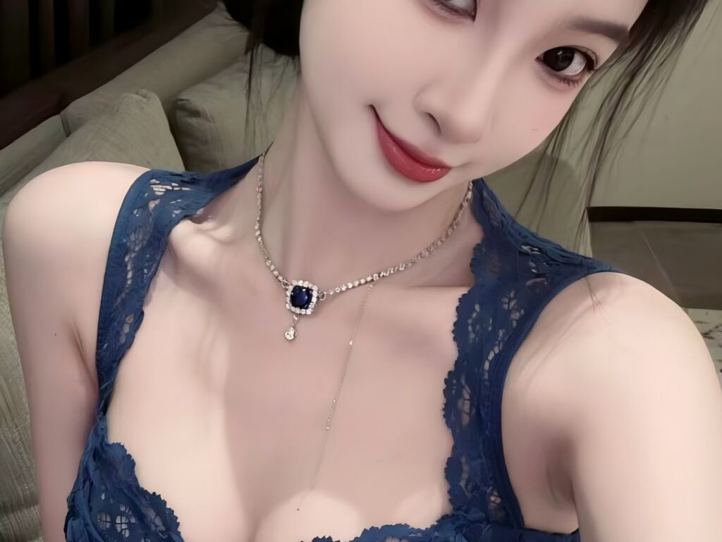 ClaraElla profile photo