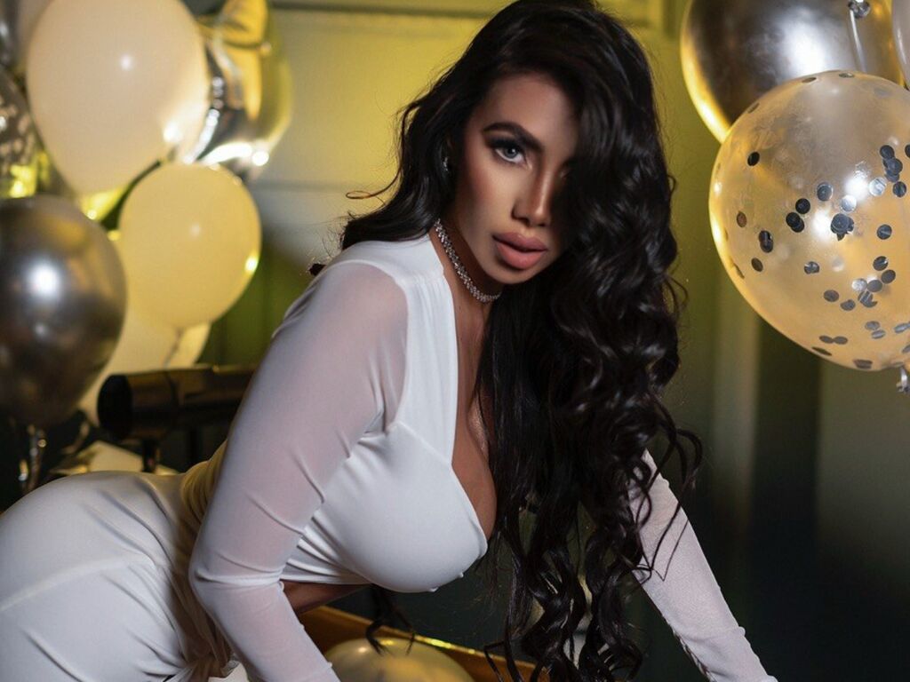EstefaniaBrown profile photo