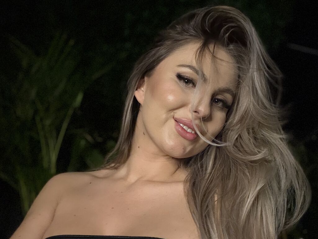 Nicole Ratings