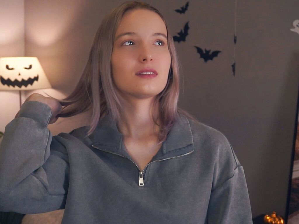 RessieKaua Ratings